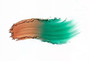 Liquid vs Powder Highlighters: Which One Is Right for You?